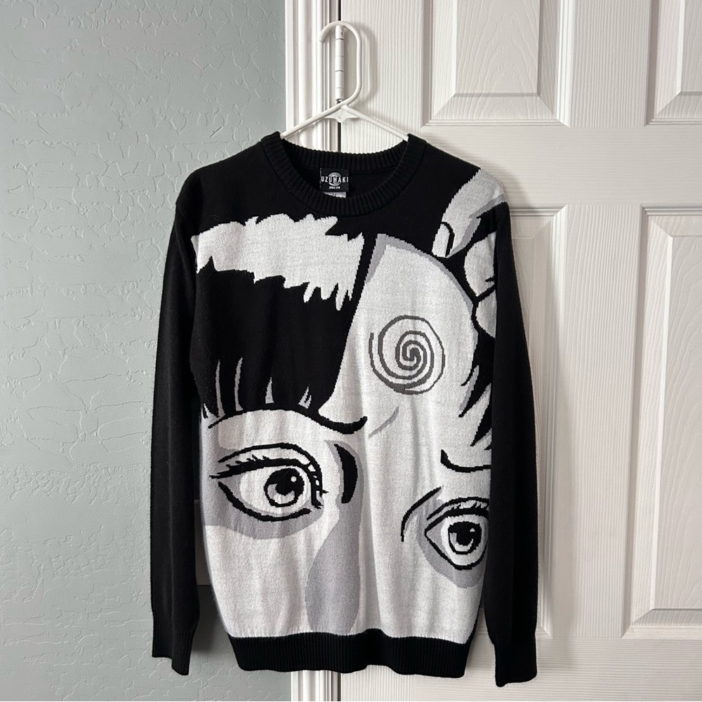 Hot Topic Junji Ito Uzumaki Forehead Sweatshirt
